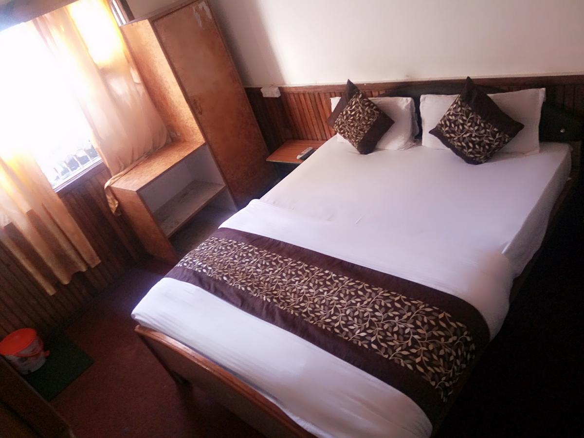 Goroomgo Luxury Stay Mall Road Nainital Eksteriør bilde
